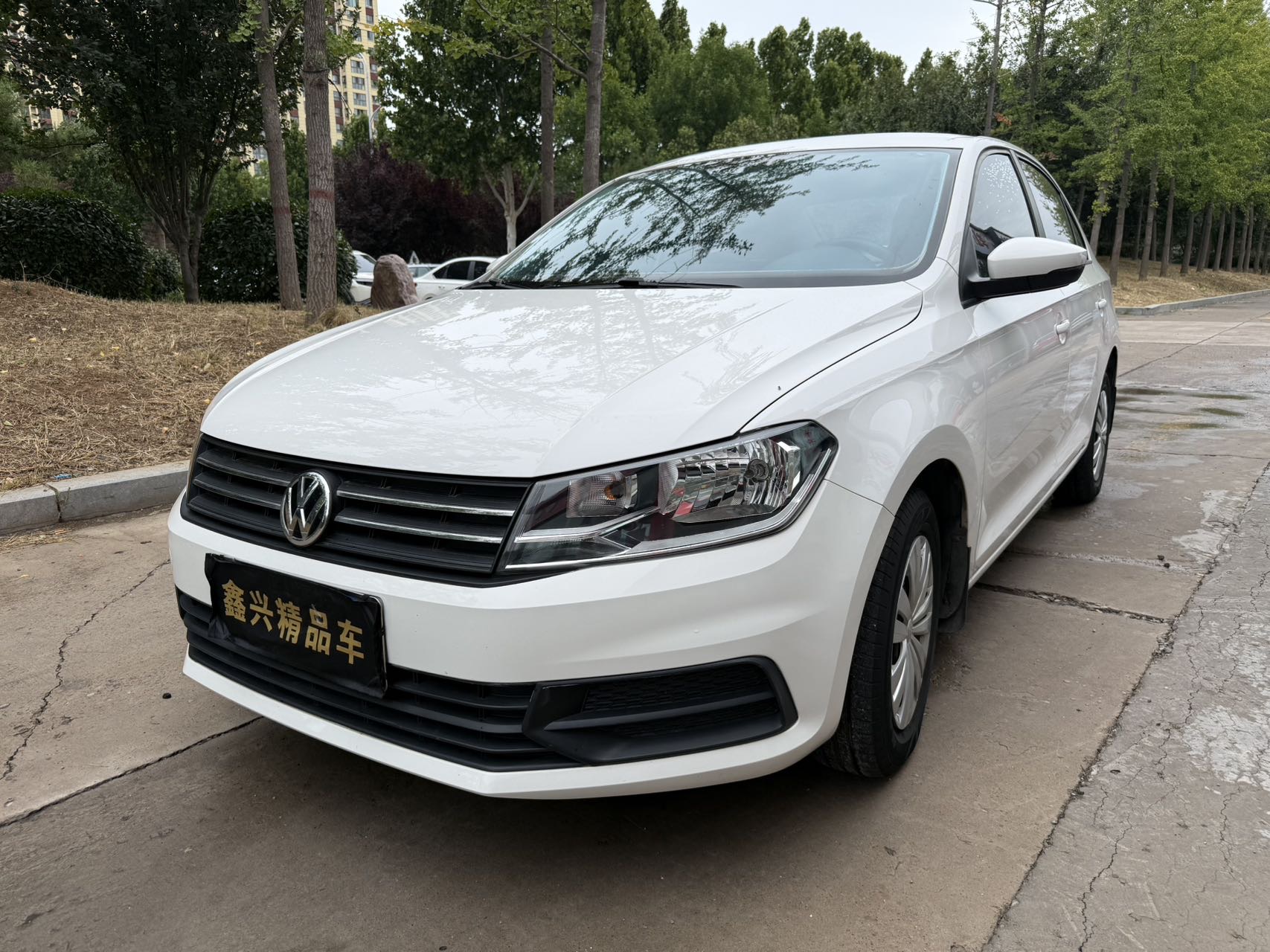 Volkswagen Santana 2019 car image 