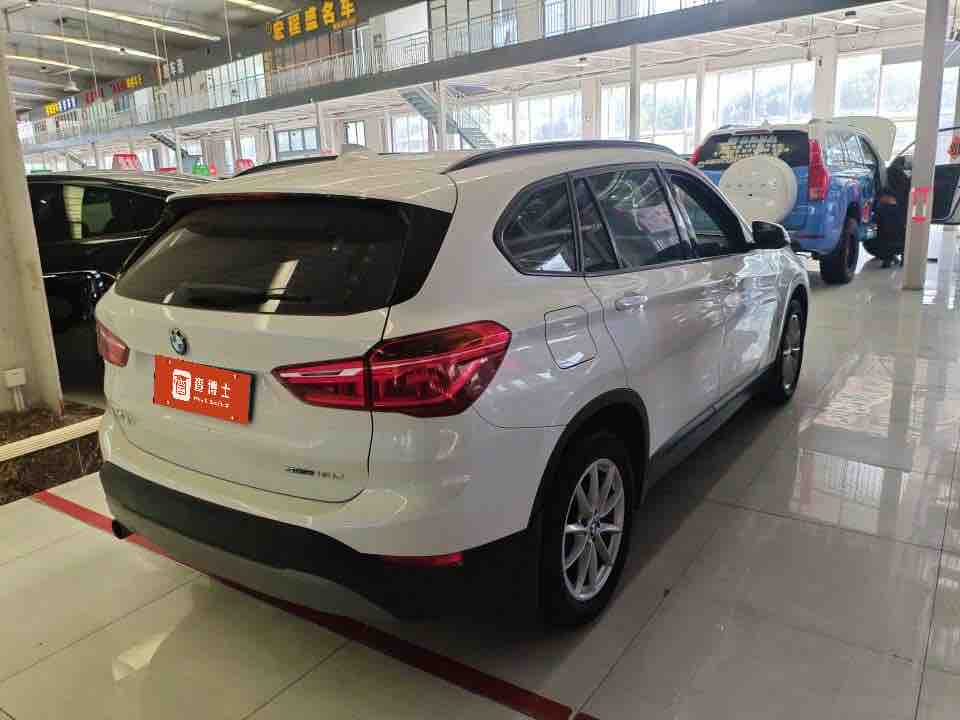 BMW X1 2019 #2 BMW X1 2019 car image #2