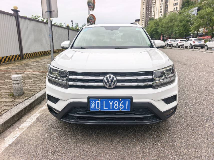 Volkswagen Tharu 2019 car image #2