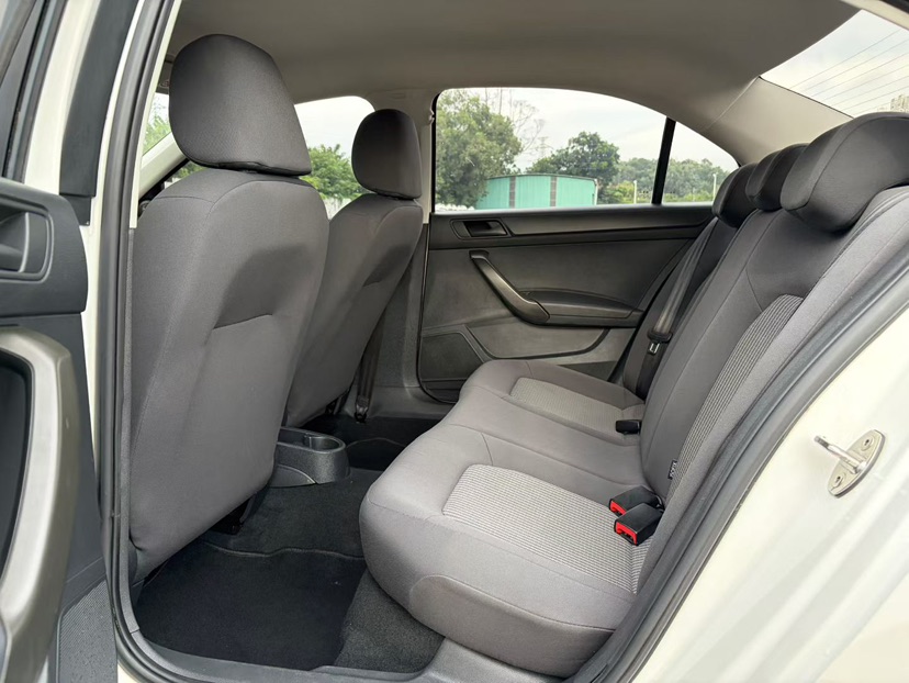 Volkswagen Santana 2018 #6 Volkswagen Santana 2018 car image #6