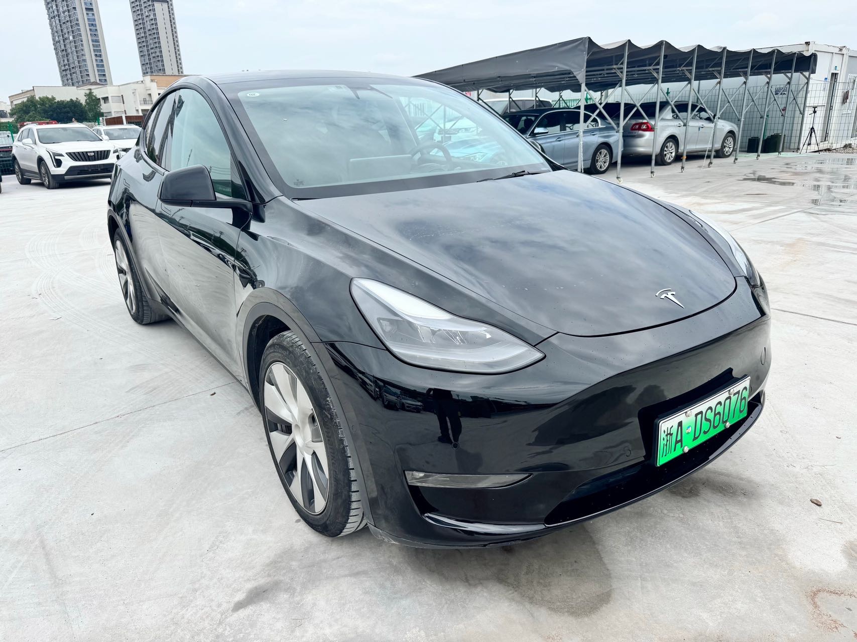 Tesla Model Y 2021 #3 Tesla Model Y 2021 car image #3