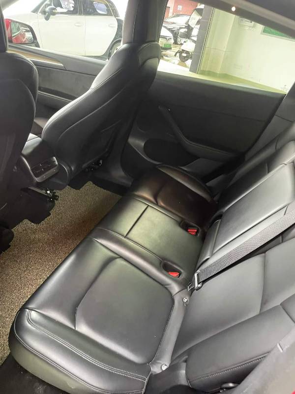 Tesla Model Y 2021 #4 Tesla Model Y 2021 immagine di auto #4