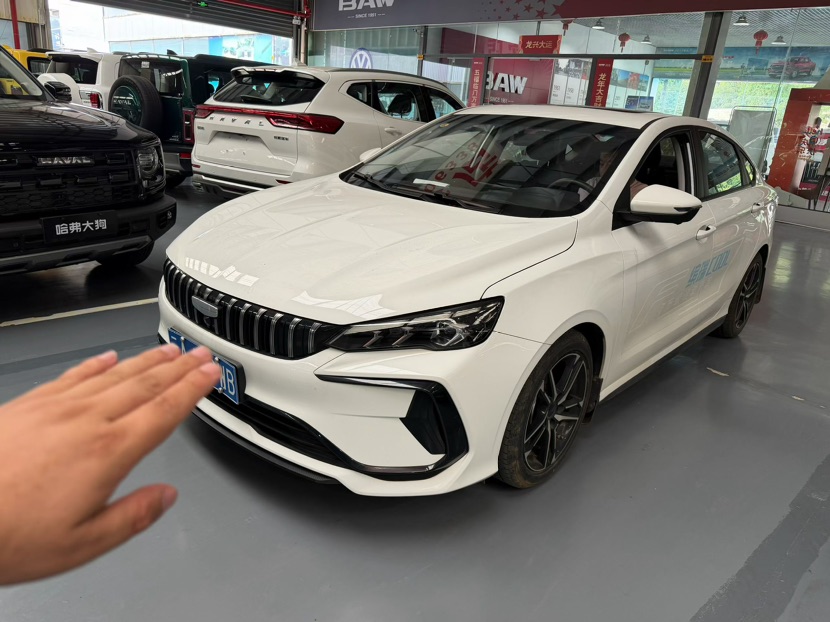 GEELY Binray 2025 car image 