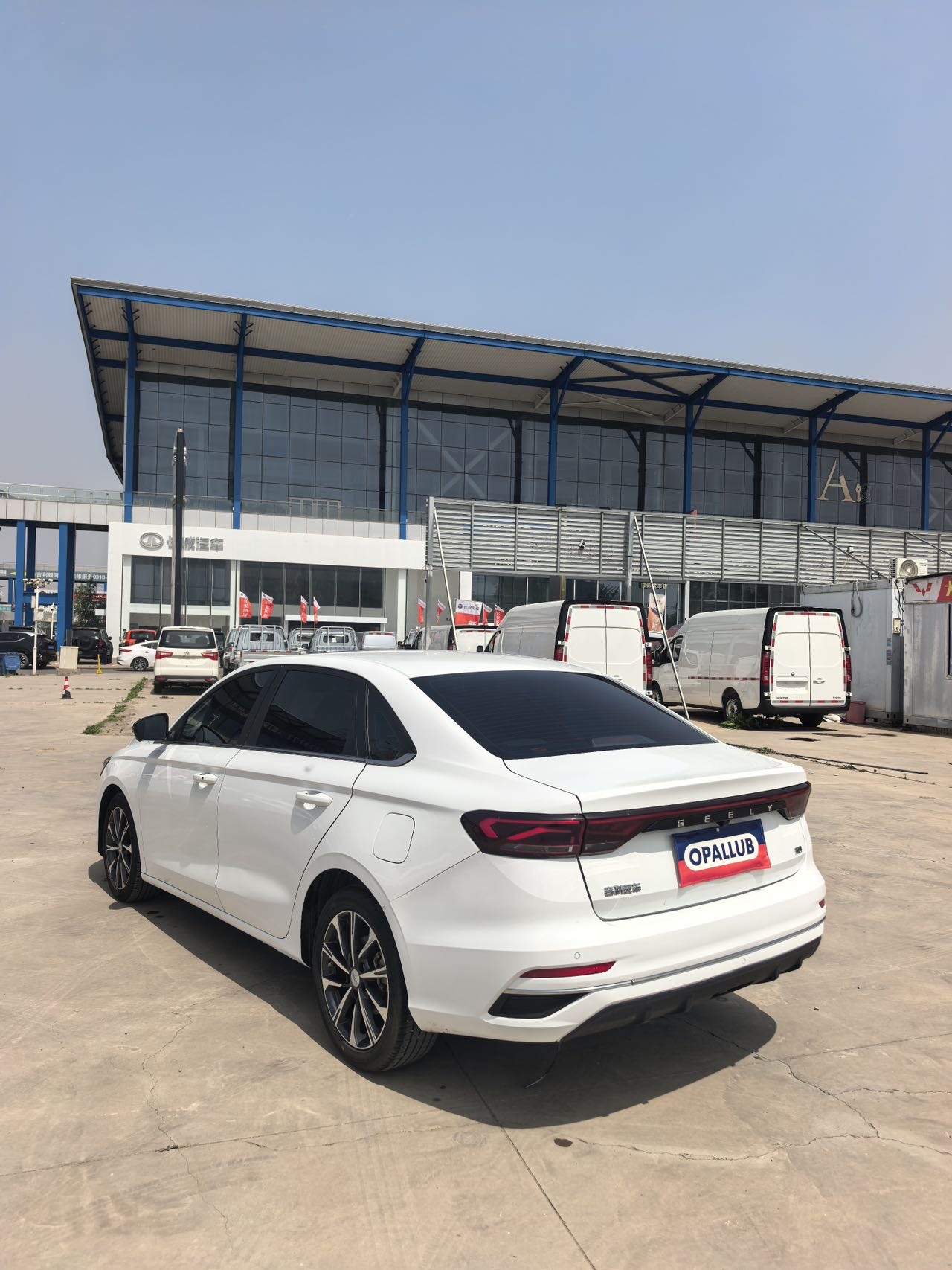GEELY Emgrand 2024 #8 GEELY Emgrand 2024 car image #8