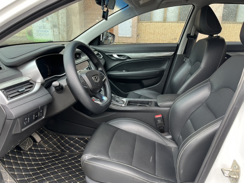 GEELY Emgrand 2019 #4 GEELY Emgrand 2019 car image #4