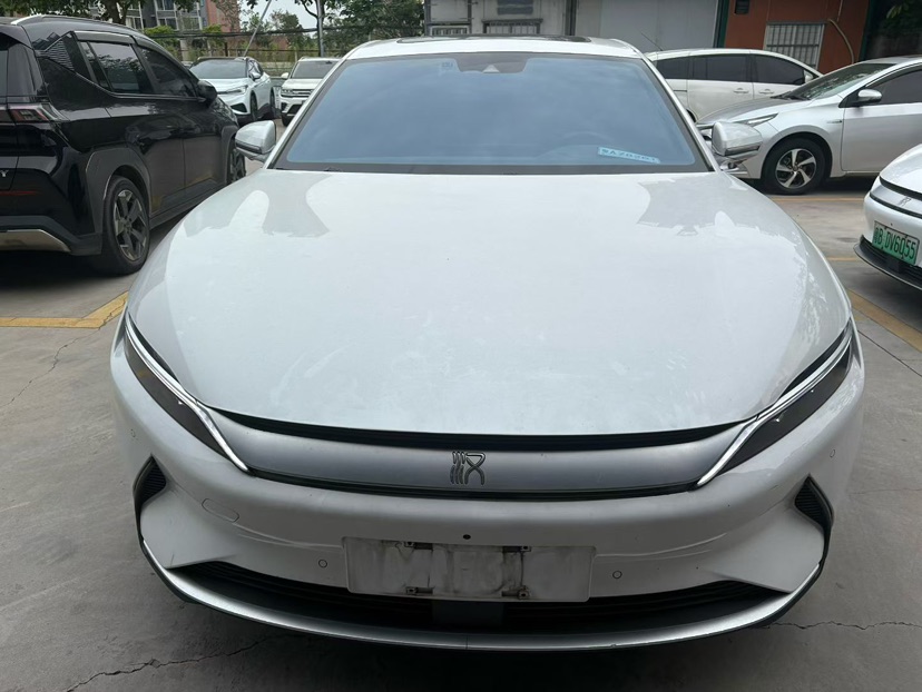 BYD Han 2021 #2 BYD Han 2021 car image #2