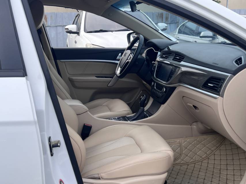 GEELY Emgrand 2017 #9 GEELY Emgrand 2017 car image #9