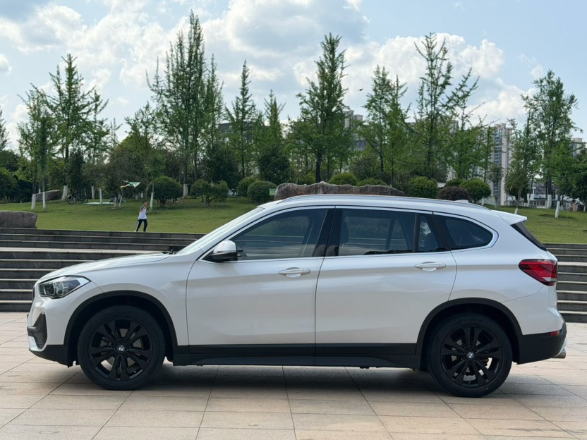 BMW X1 2020 car image #8