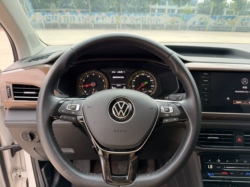 Volkswagen Tharu 2022 #11 Volkswagen Tharu 2022 car image #11