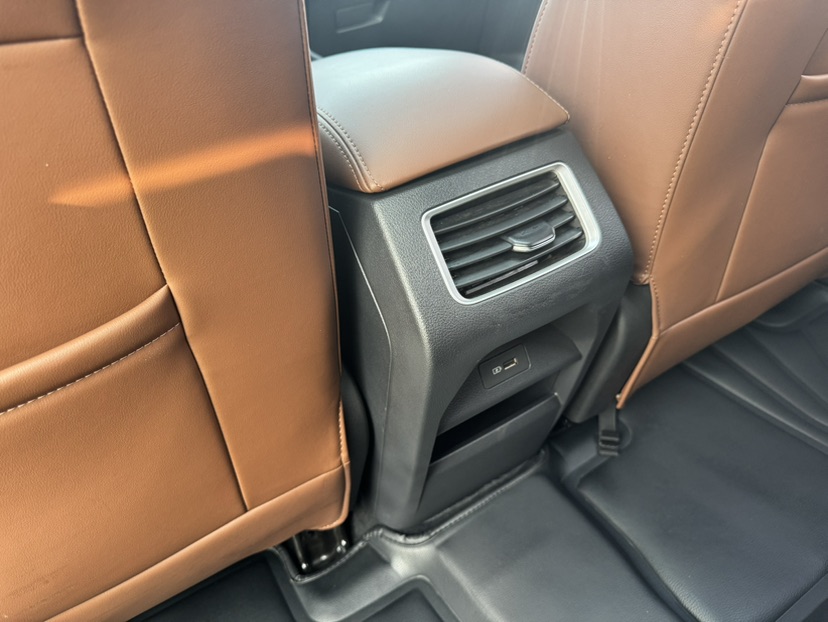 GEELY Vision X6 2023 car image #11