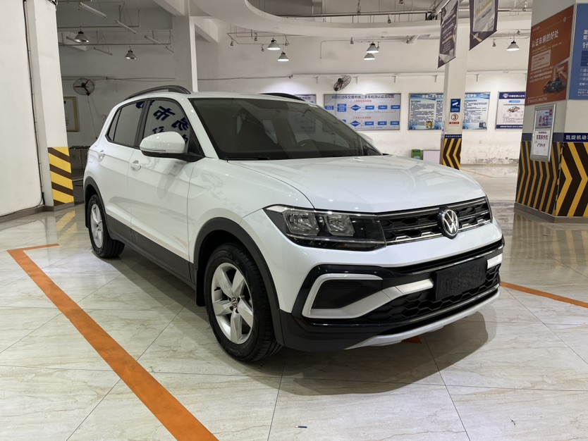 Volkswagen T-Cross 2023 car image #3