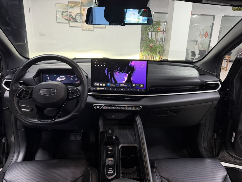 GEELY Coolray 2025 #5 GEELY Coolray 2025 car image #5