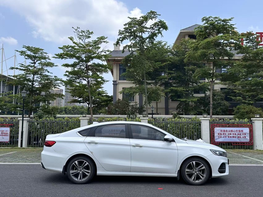GEELY Binray 2019 car image #5