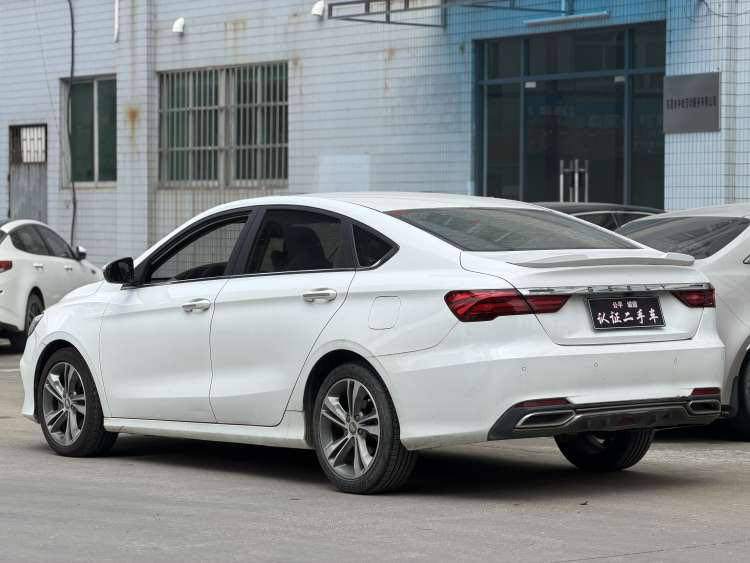 GEELY Binray 2019 immagine di auto #3