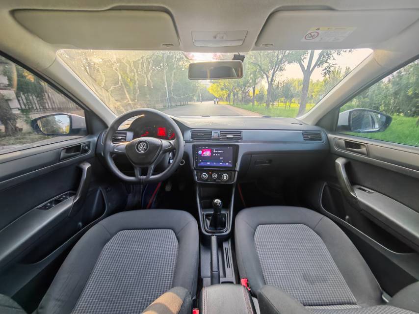 Volkswagen Santana 2018 car image #8