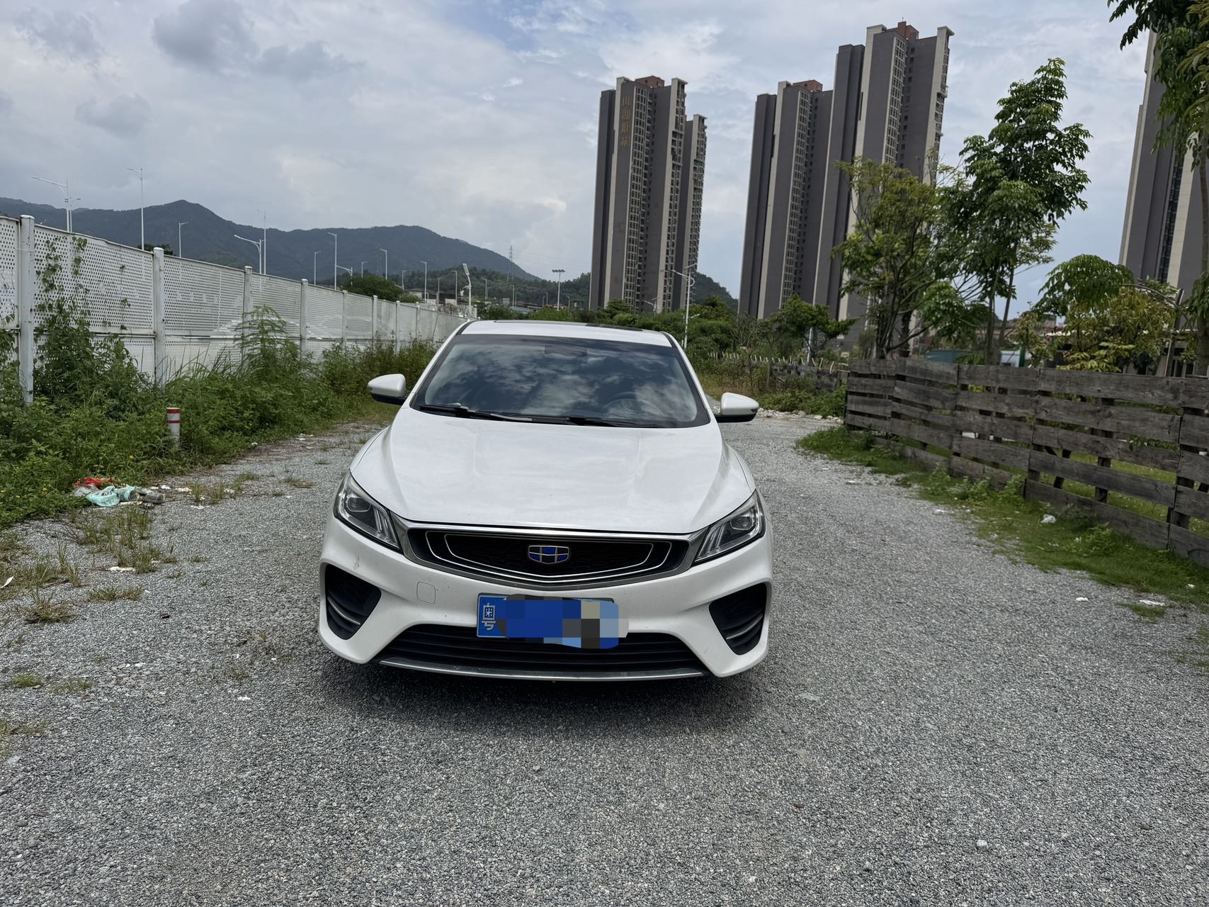GEELY Binray 2018 #2 GEELY Binray 2018 car image #2
