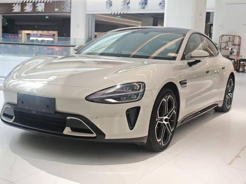 MI SU7 2025 car image 