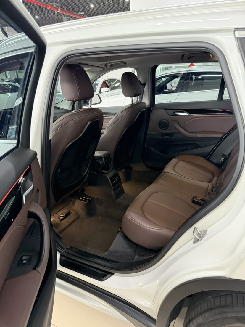 BMW X1 2020 car image #3