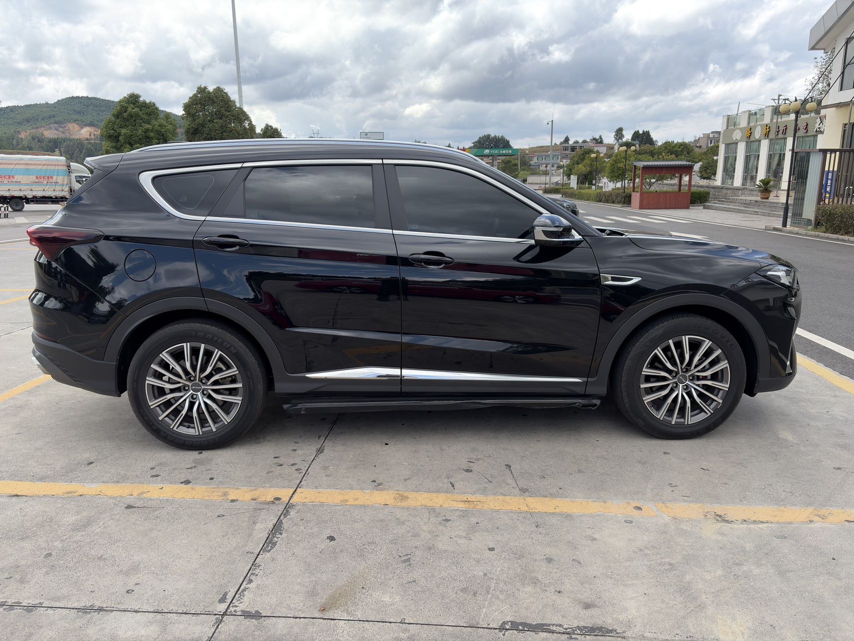 Jetour X70 PLUS 2024 #8 Jetour X70 PLUS 2024 car image #8