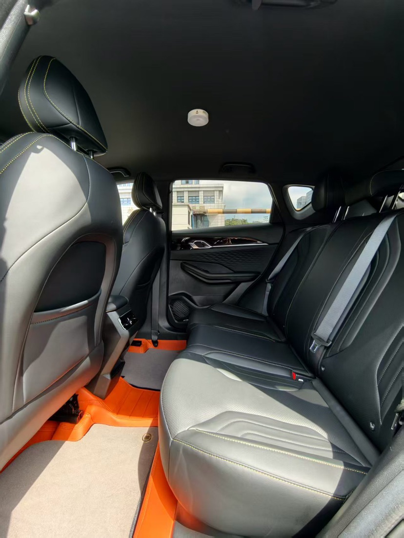 GEELY Coolray 2025 car image #9