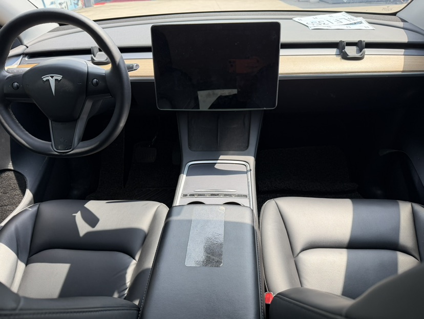 Tesla Model Y 2022 #7 Tesla Model Y 2022 car image #7