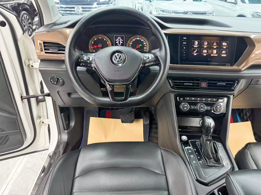 Volkswagen Tharu 2020 #8 Volkswagen Tharu 2020 car image #8