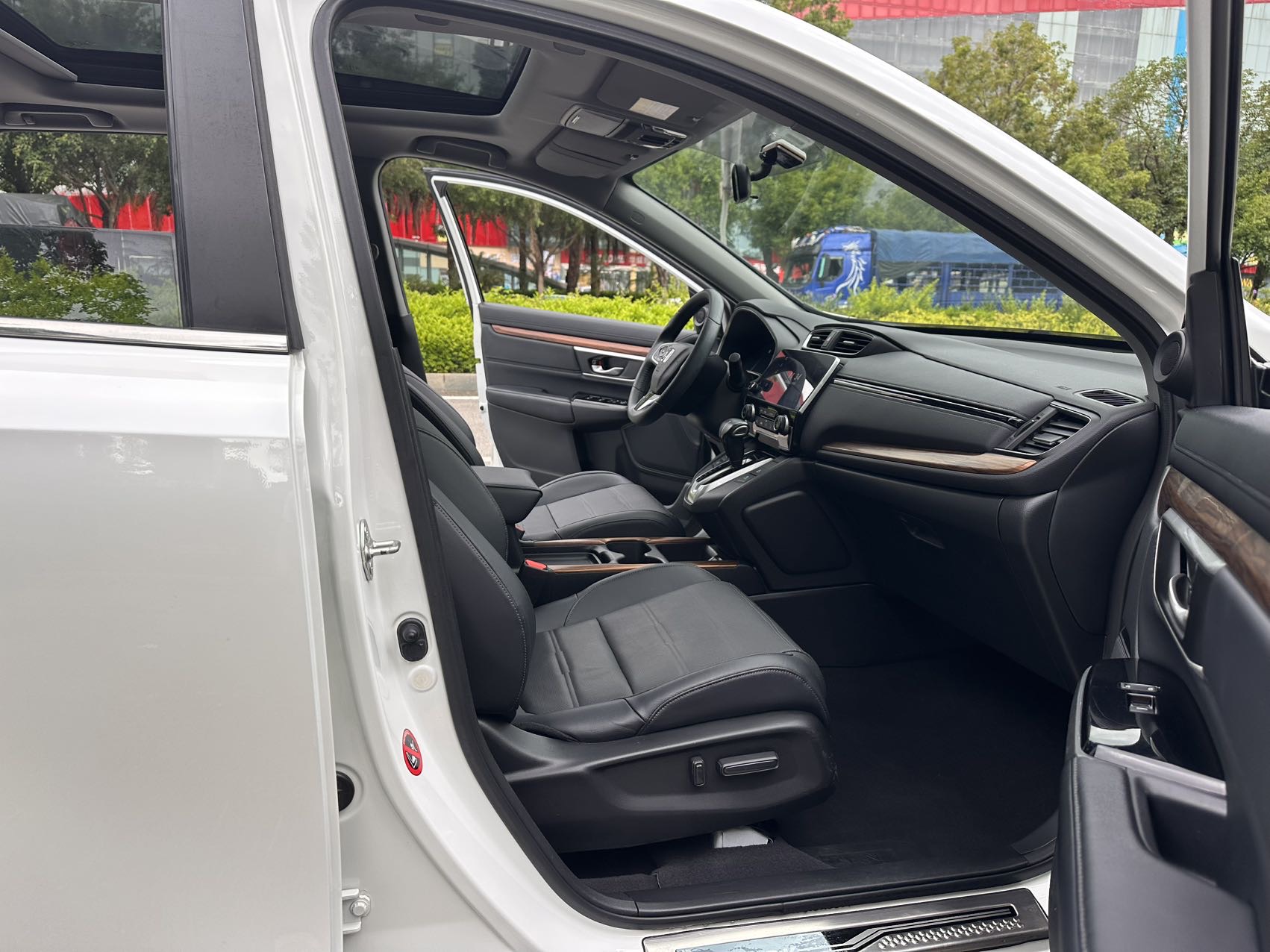Honda CR-V 2019 car image #10
