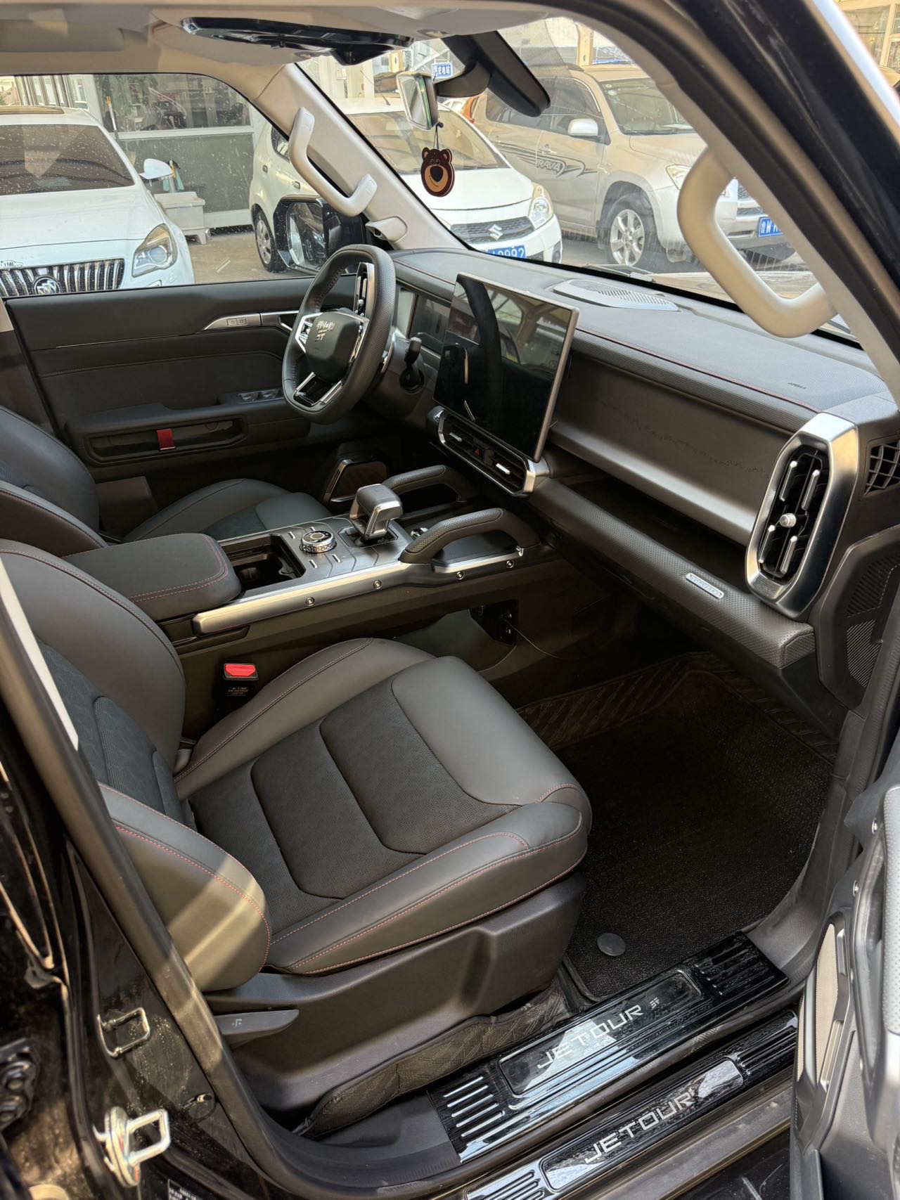 Jetour Traveller 2024 car image #7