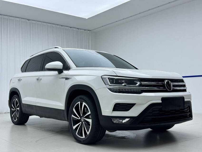 Volkswagen Tharu 2022 car image #3