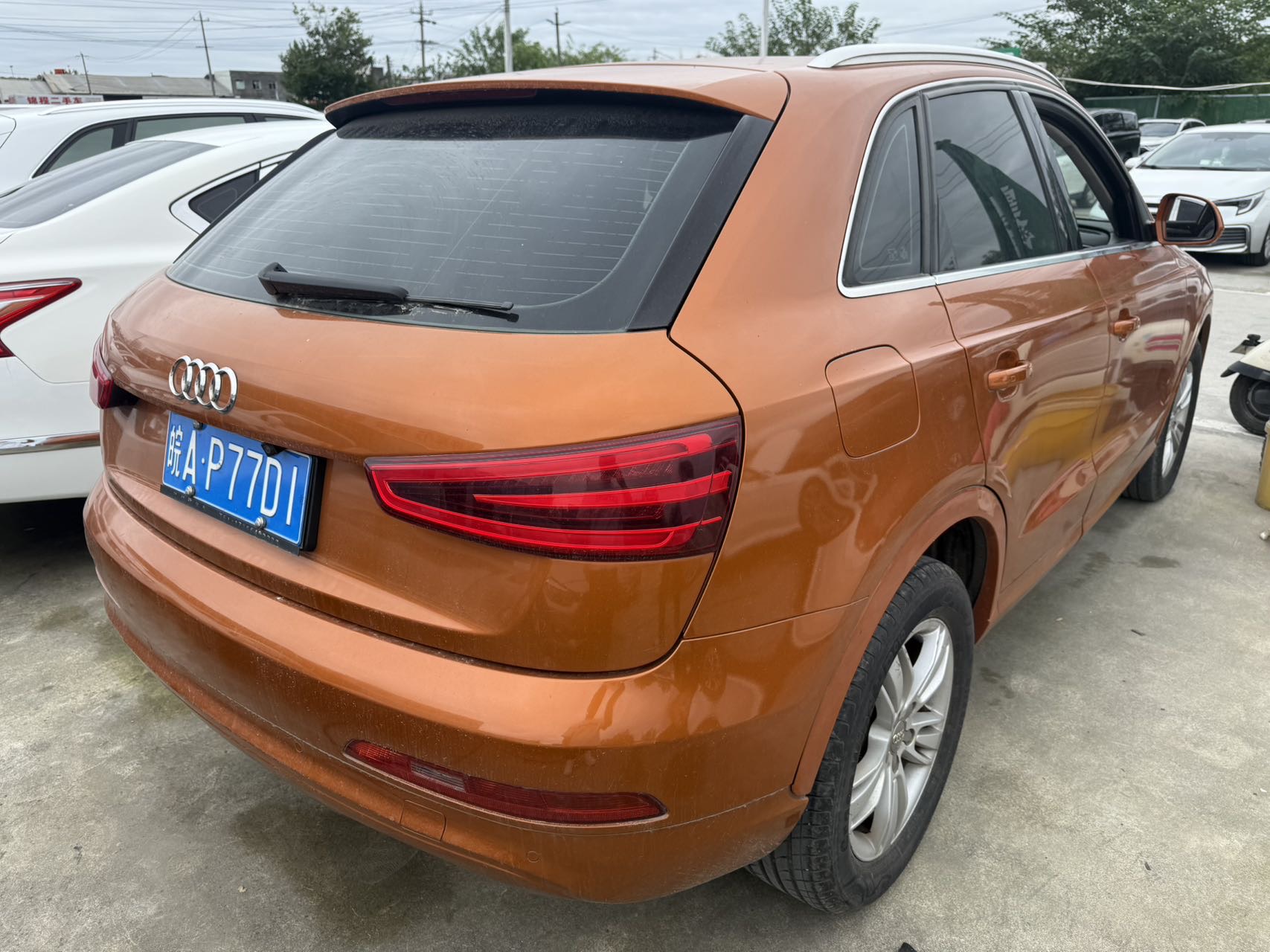 Audi Q3 2014 car image #8