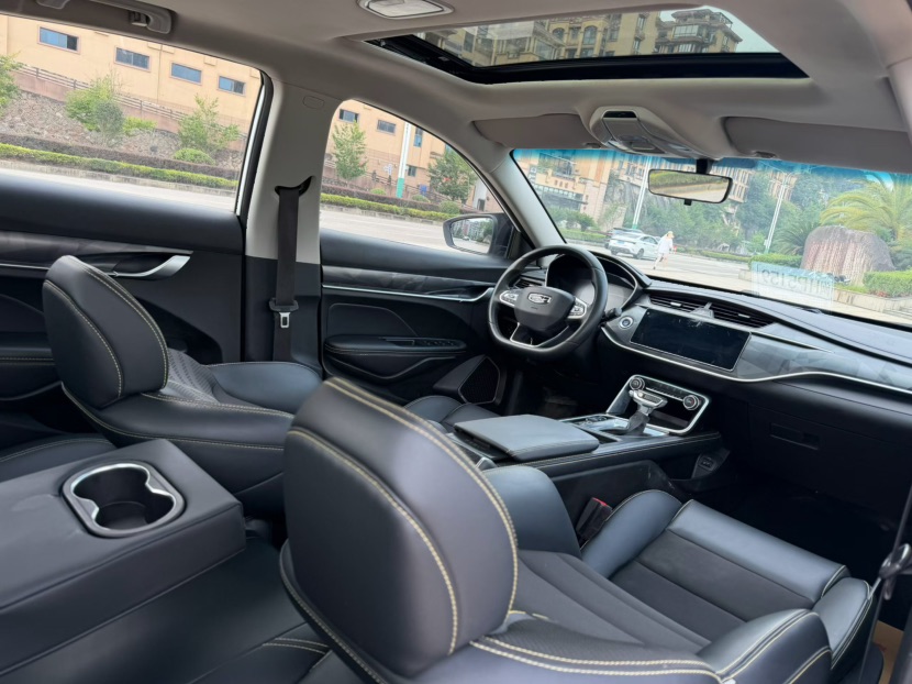 GEELY Binray 2021 car image #8