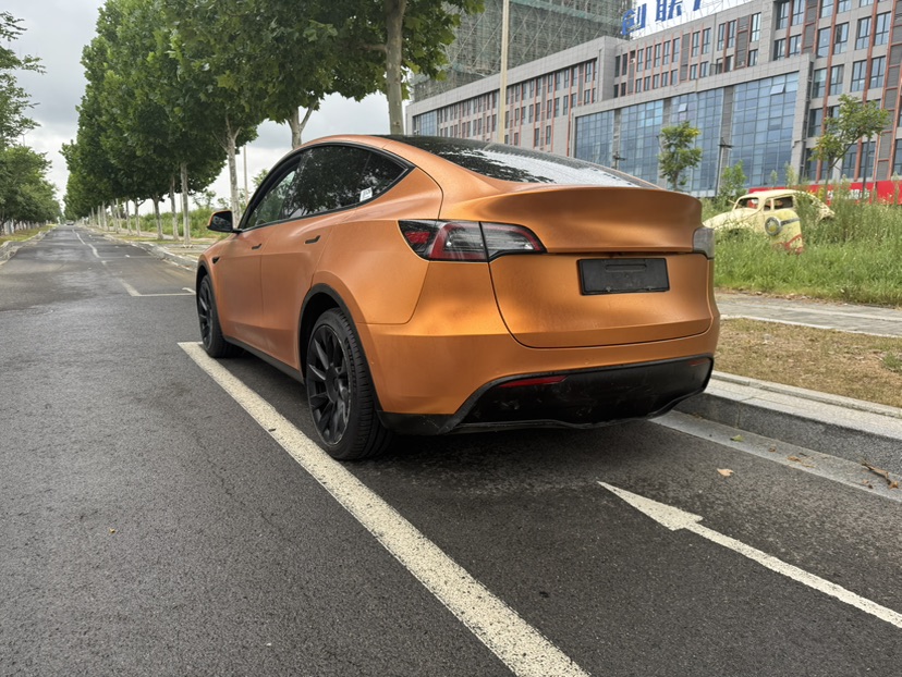 Tesla Model Y 2021 #9 Tesla Model Y 2021 car image #9