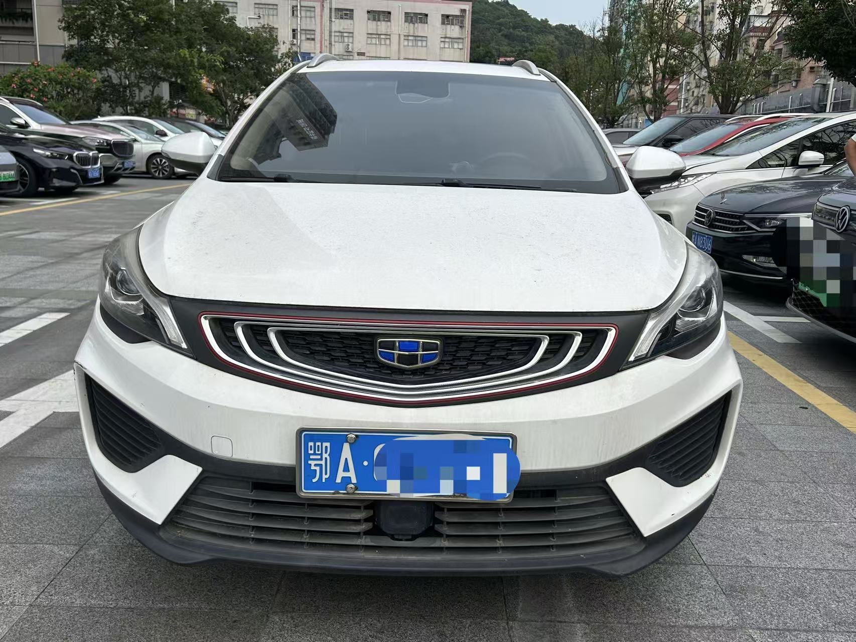 GEELY Emgrand GS 2018 car image #2