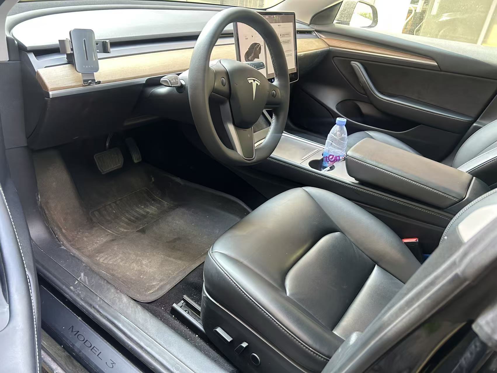 Tesla Model 3 2021 car image #6