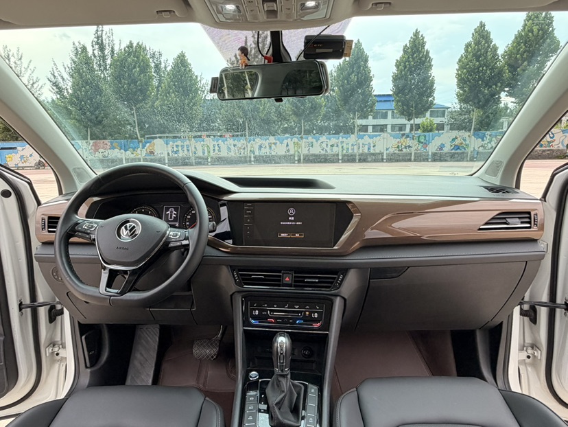 Volkswagen Tharu 2022 #14 Volkswagen Tharu 2022 car image #14