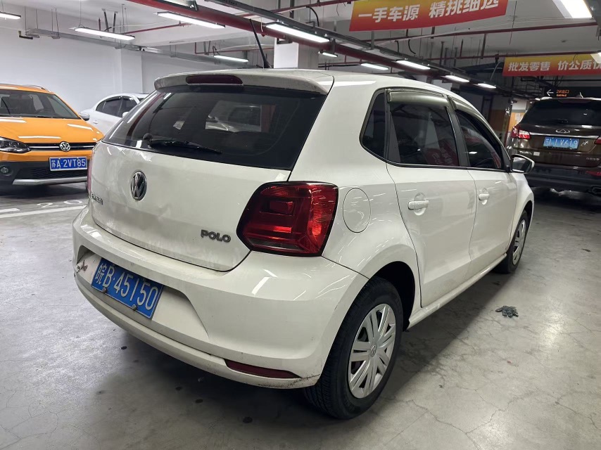 Volkswagen Polo 2016 car image #5