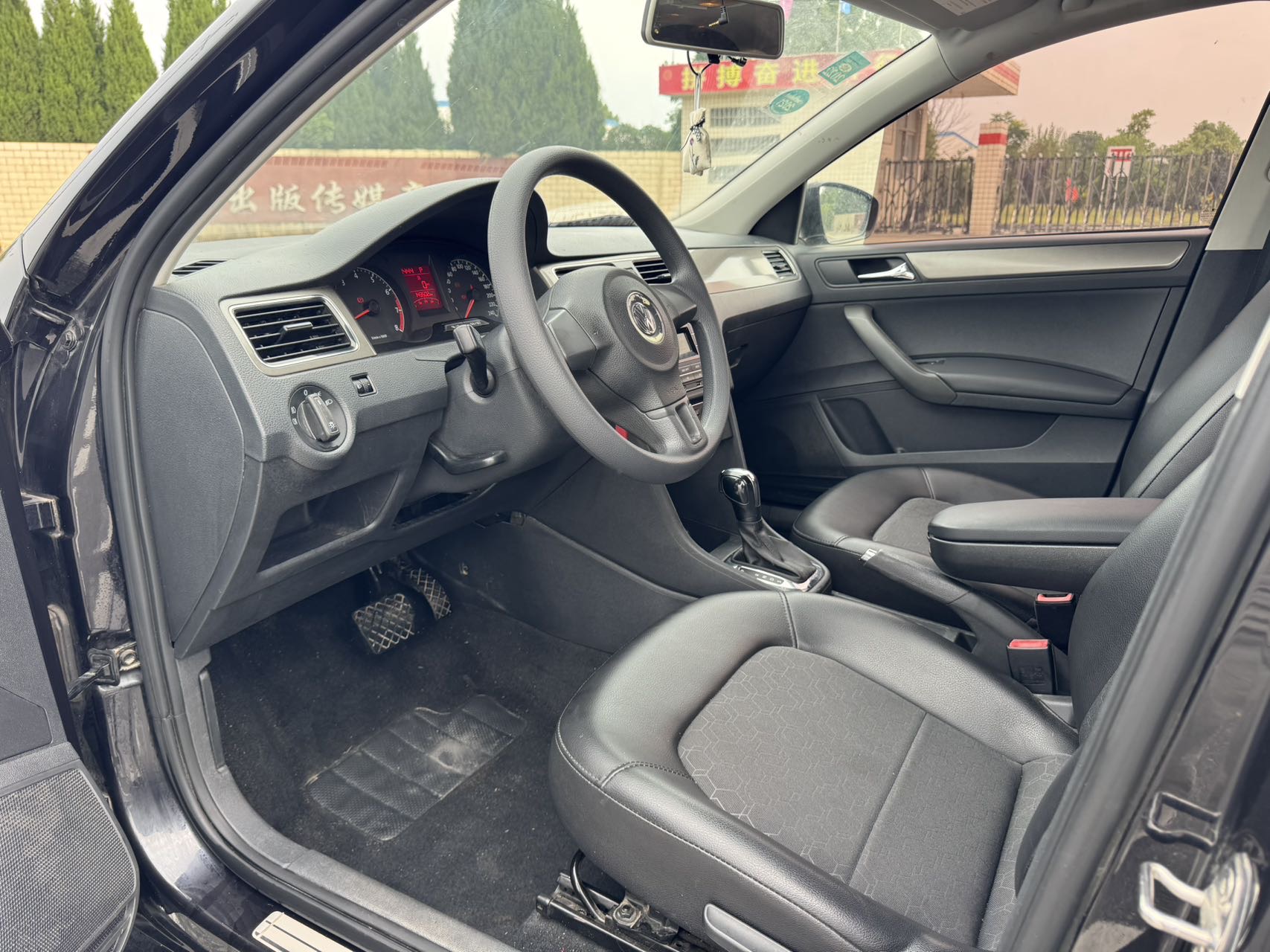 Volkswagen Santana 2016 #4 Volkswagen Santana 2016 car image #4