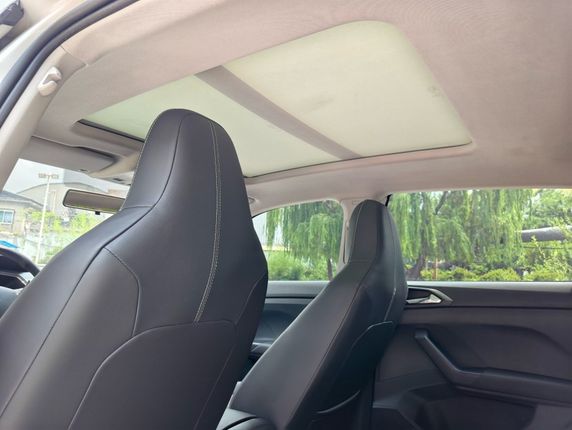 Volkswagen T-Cross 2020 #9 Volkswagen T-Cross 2020 car image #9