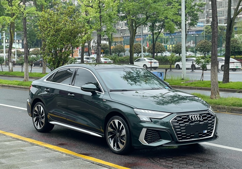 Audi A3 2023 car image #3