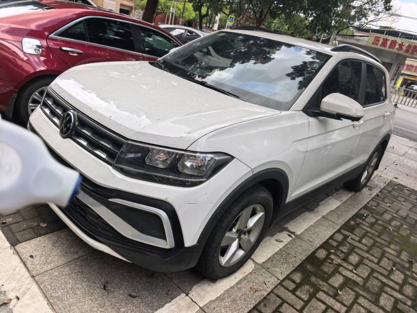 Volkswagen T-Cross 2021 car image 