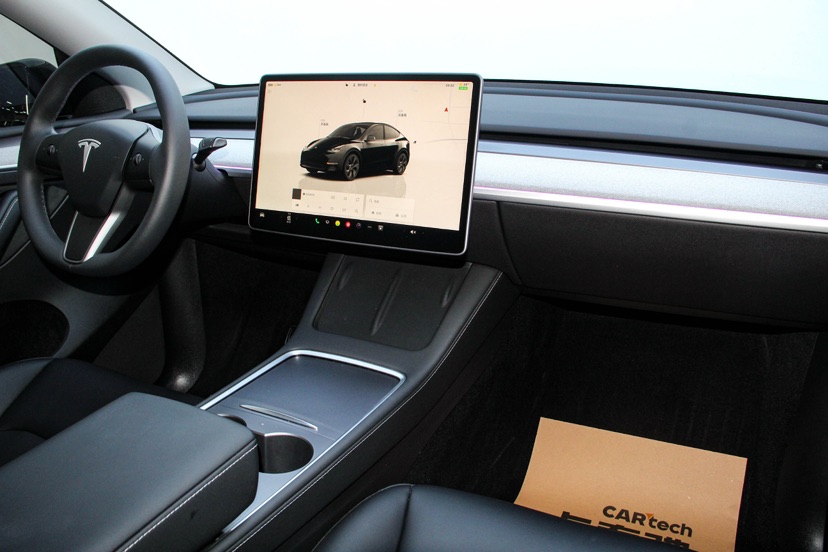 Tesla Model Y 2024 car image #5