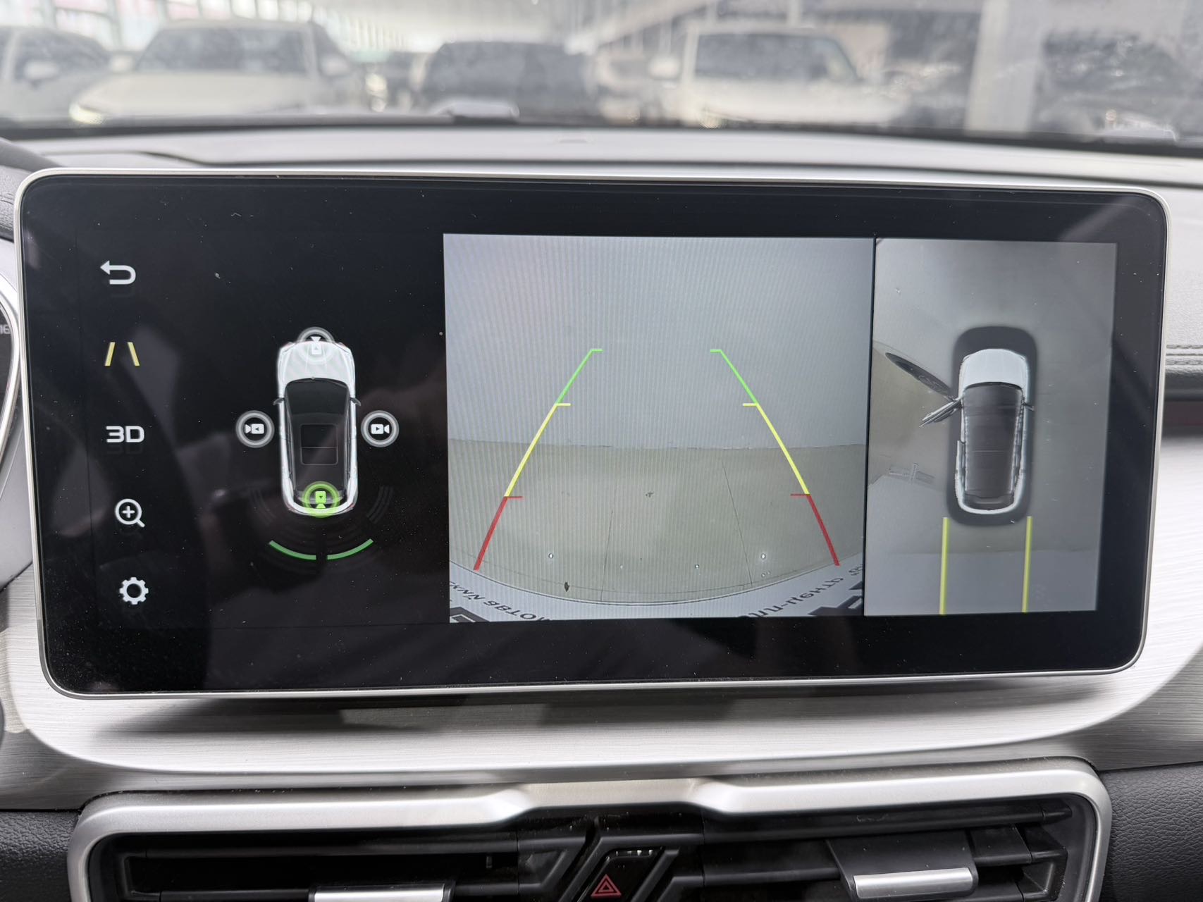 GEELY Coolray 2021 car image #9