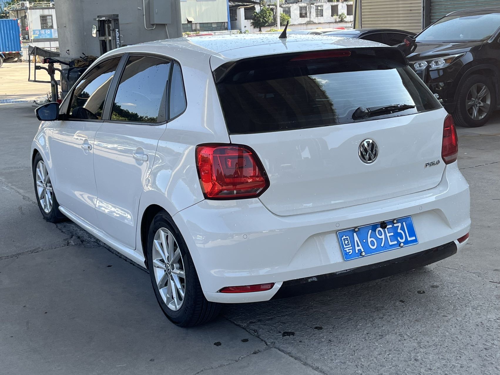 Volkswagen Polo 2016 car image #4