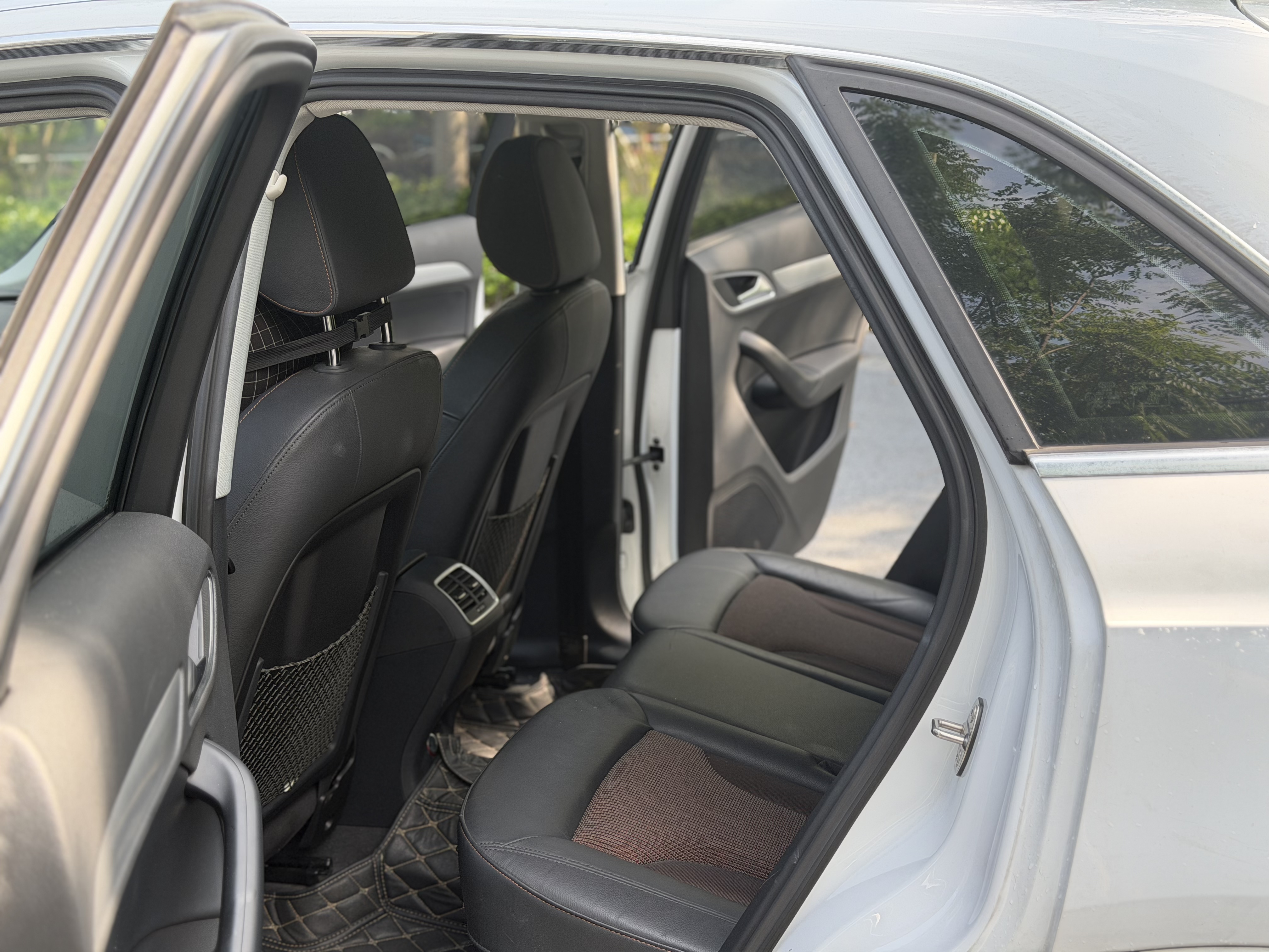 Audi Q3 2018 #9 Audi Q3 2018 car image #9