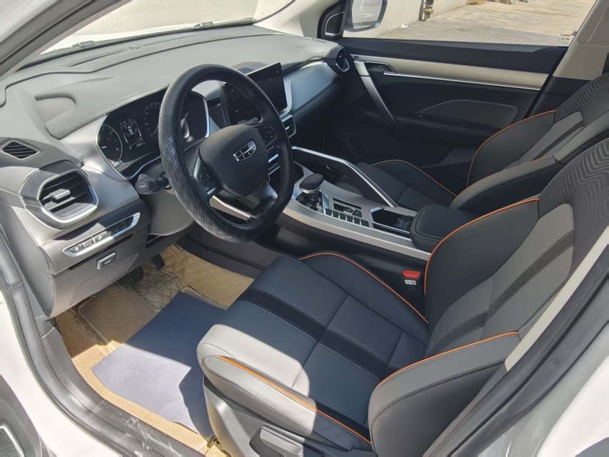 GEELY Coolray 2025 #4 GEELY Coolray 2025 car image #4