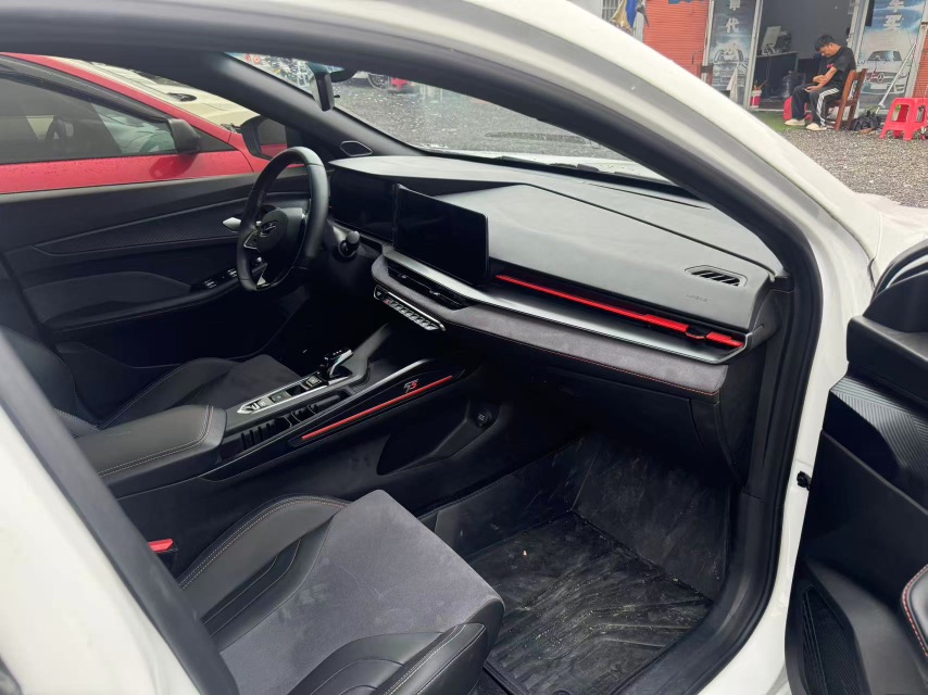 GEELY Binray 2024 car image #6