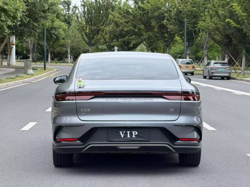 BYD Han 2023 car image #8