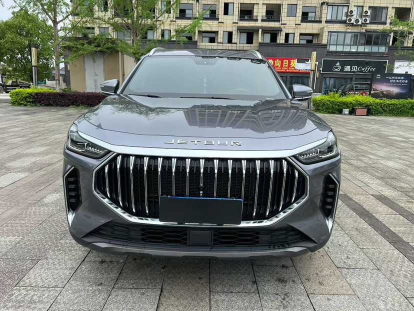 Jetour X70 PLUS 2025 #2 Jetour X70 PLUS 2025 car image #2