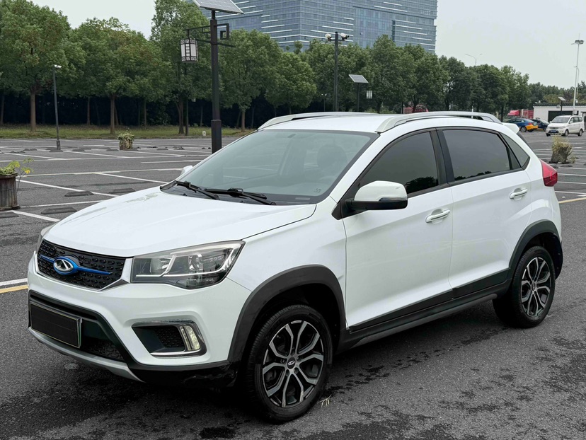 2019 immagine di auto 