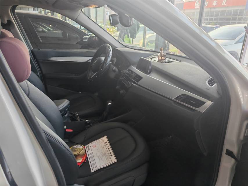 BMW X1 2016 car image #2